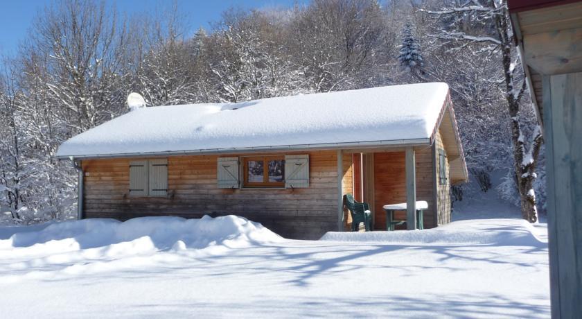 Отель Les Lodges du Herisson