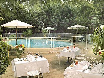 Отель Ibis Brignoles