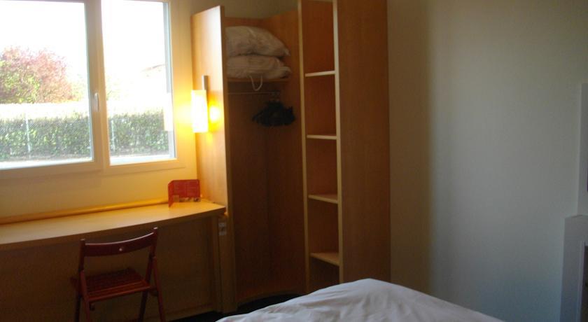 Отель Ibis Issoire