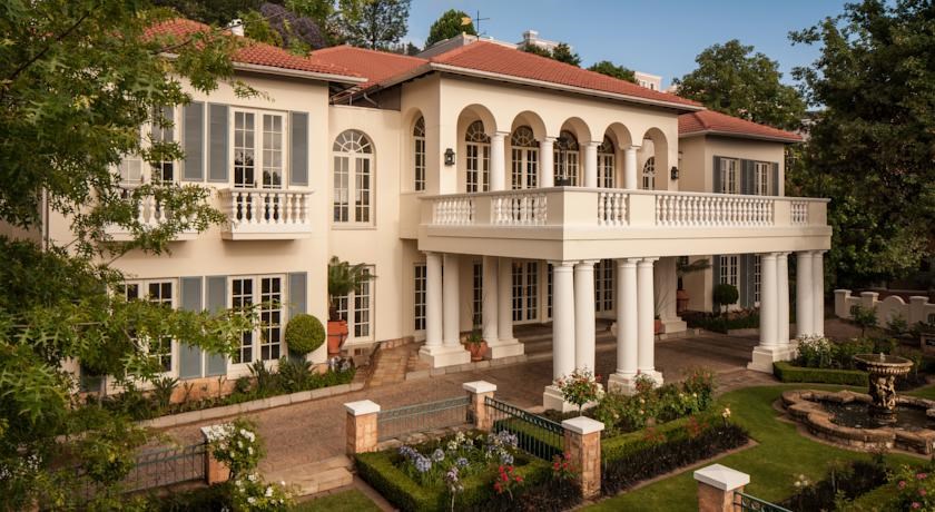 Four Seasons Hotel The Westcliff