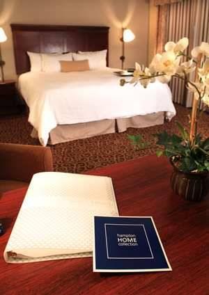 Отель Hampton Inn & Suites Norfolk-Airport