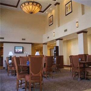 Отель Hampton Inn & Suites Reno