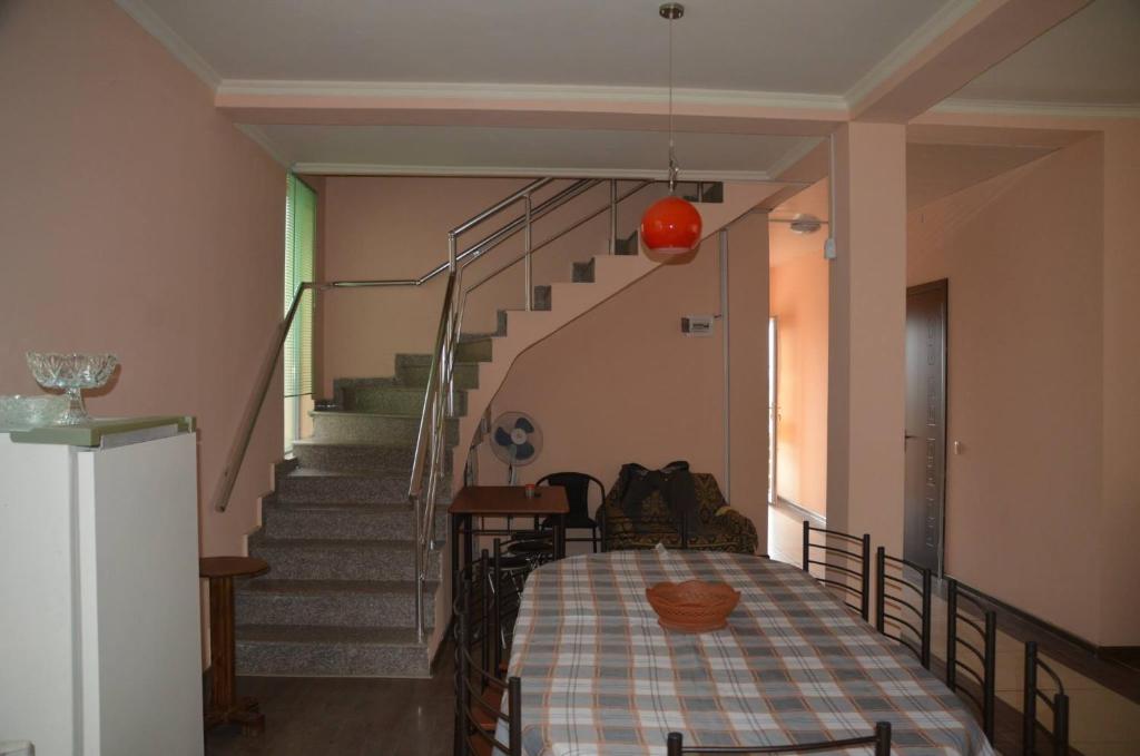 Апартаменты Tiniko Guest House