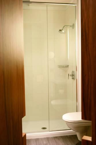 Отель Alt Hotel Quartier Dix30