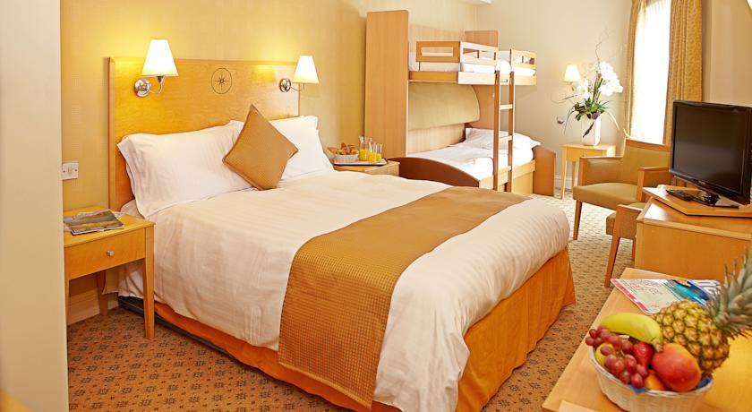 Отель Cristina Hotel