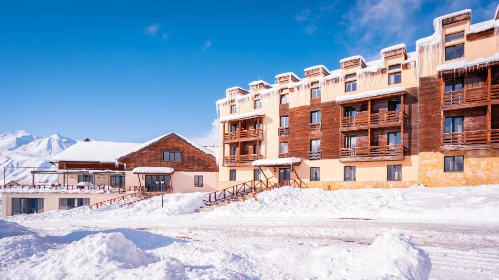 Alpina Hotel