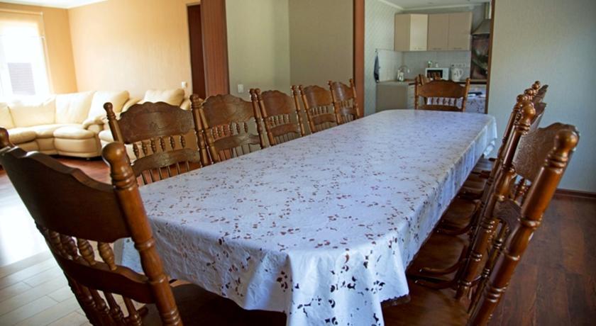 Гостиница Holiday Home Красноярск
