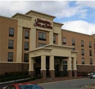 Отель Hampton Inn & Suites Augusta West