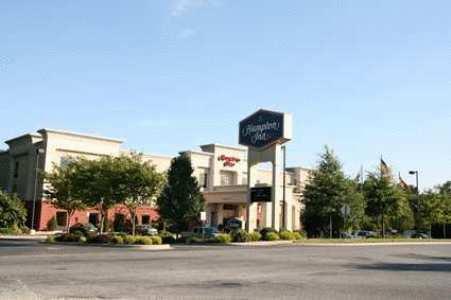 Отель Hampton Inn Elkton
