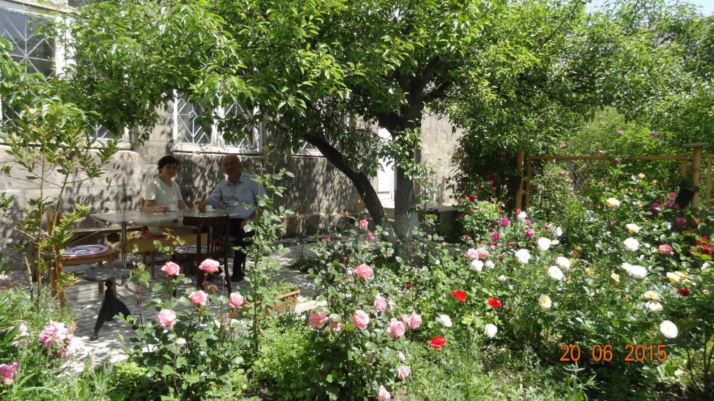 Гостевой дом Artush & Raisa B&B