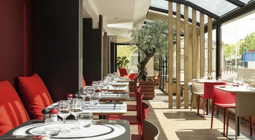 Отель Ibis Paris Gennevilliers