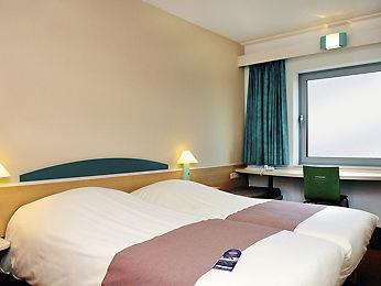 Отель Hotel Ibis Paris Levallois Perret 