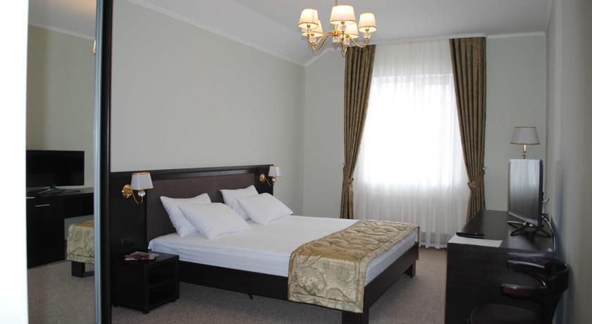 Гостиница Churchill-Inn
