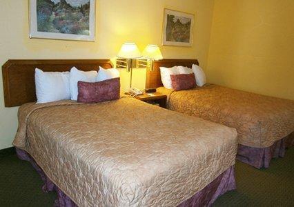 Отель Motel 6 Hampton