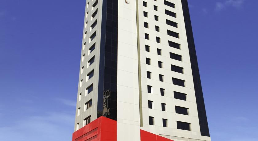 Отель Ibis Sharq