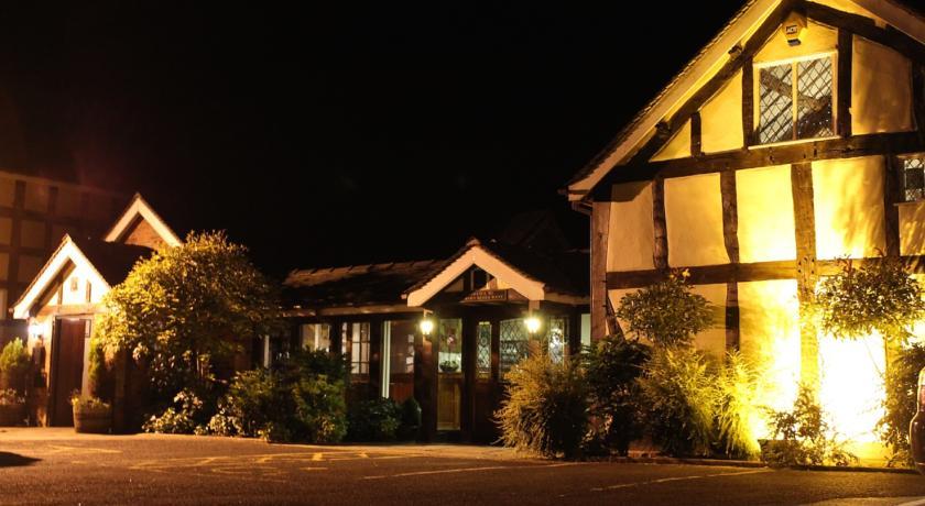 Отель The Plough Inn