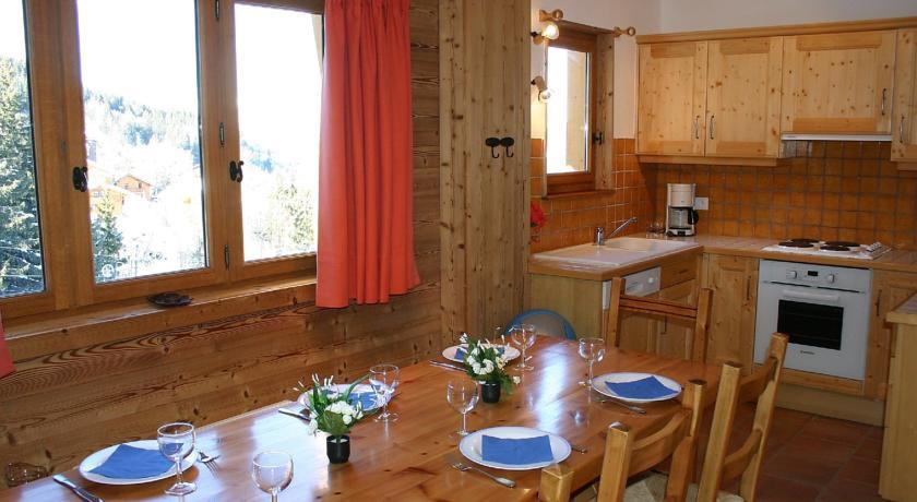 Вилла Five-Bedroom Villa La Tania 2