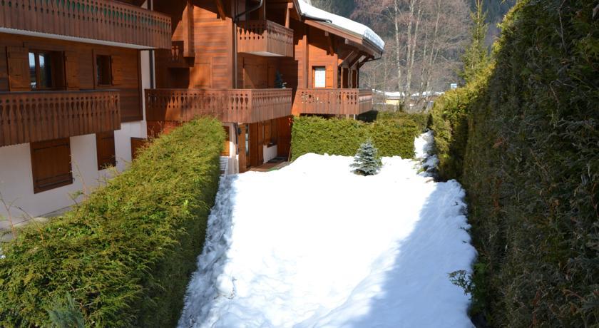 Апартаменты Les Capucines Apartments