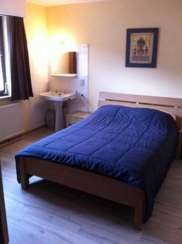 Апартаменты Holiday home Sneeuweifel