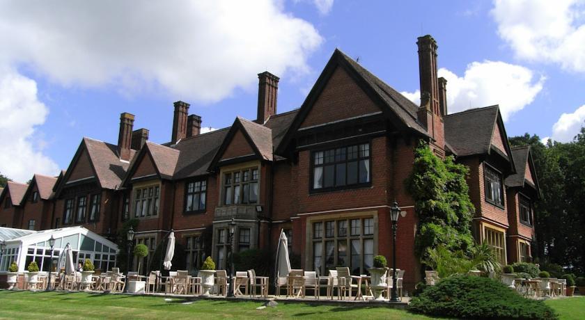 Отель Stanhill Court Hotel