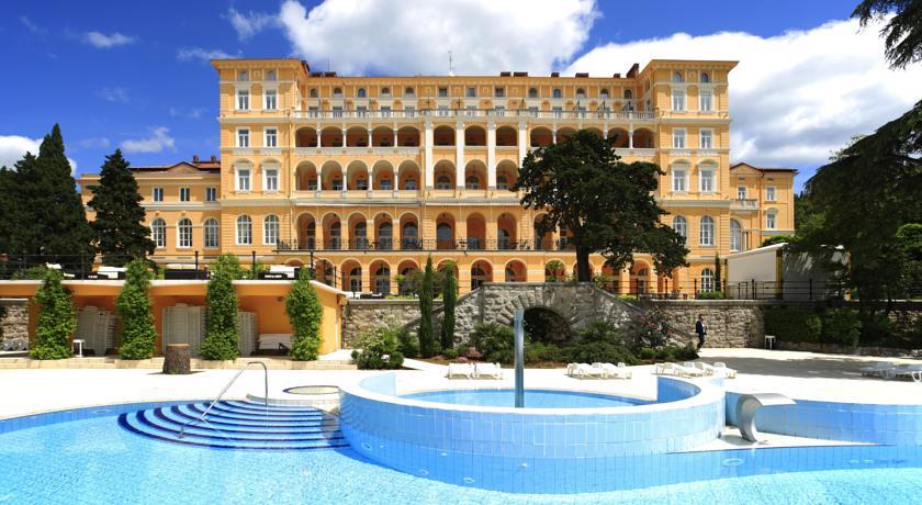 Falkensteiner Hotel Therapia