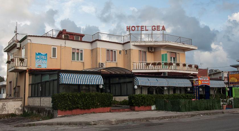 Отель Albergo Gea