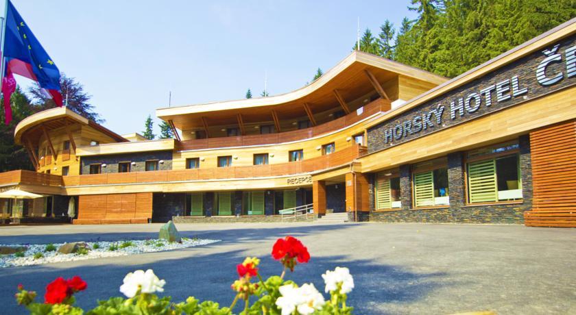 Отель Horský Hotel Čeladenka / Mountain Resort