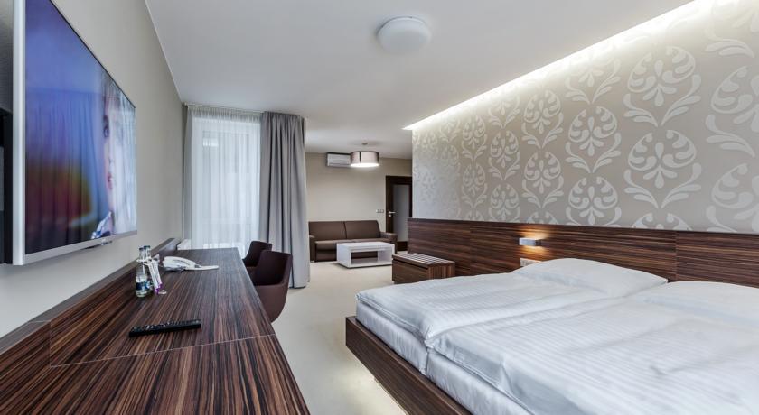 Отель Hotel Morava
