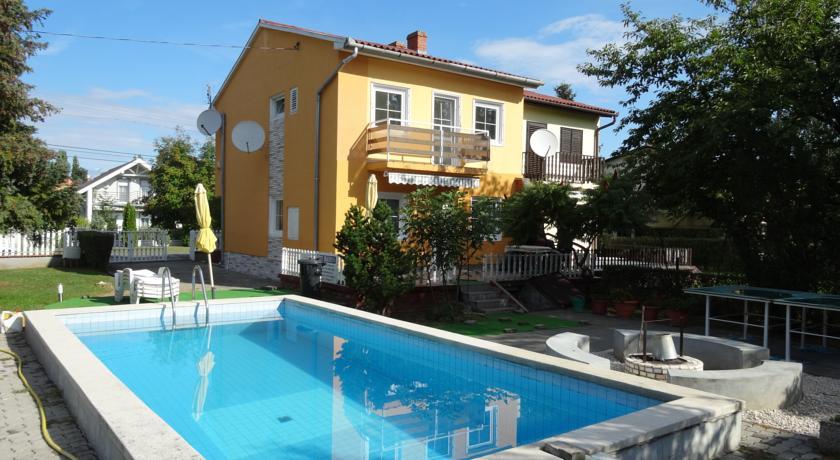 Апартаменты Ferienhaus-Fort