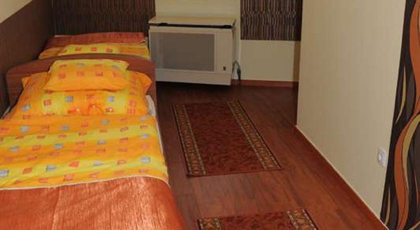 Апартаменты Gárdi Apartman Szekszárd