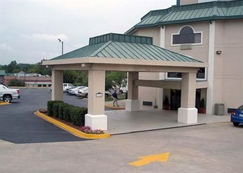 Отель Quality Inn