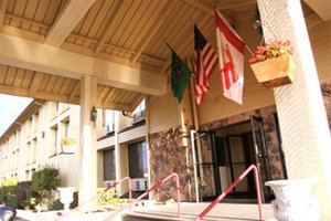 Отель Best Western Cottontree Inn