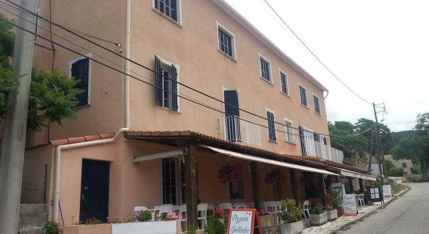 Отель Hôtel "U Pozzu"