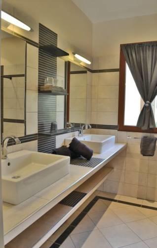 Апартаменты Holiday home Les Eyzies Sireuil *LXXVI *