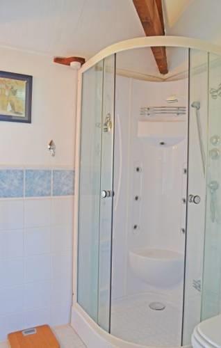 Апартаменты Holiday home Savigvac-Lédrier 77 with Outdoor Swimmingpool