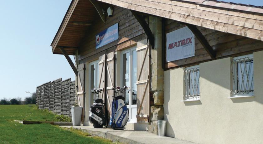 Апартаменты Apartment Tombeboeuf 43 with Golf Course within 3km
