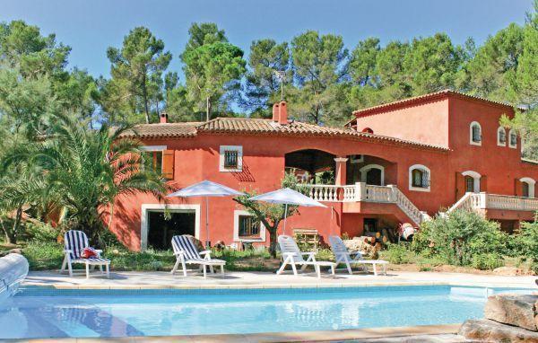Апартаменты Holiday home Puget/Argens 54 with Outdoor Swimmingpool