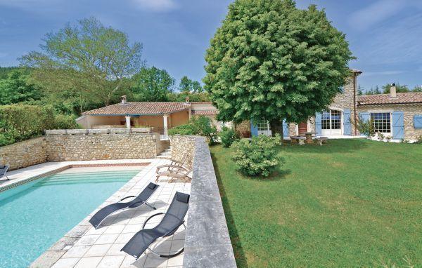 Апартаменты Holiday home Malataverne 71 with Outdoor Swimmingpool