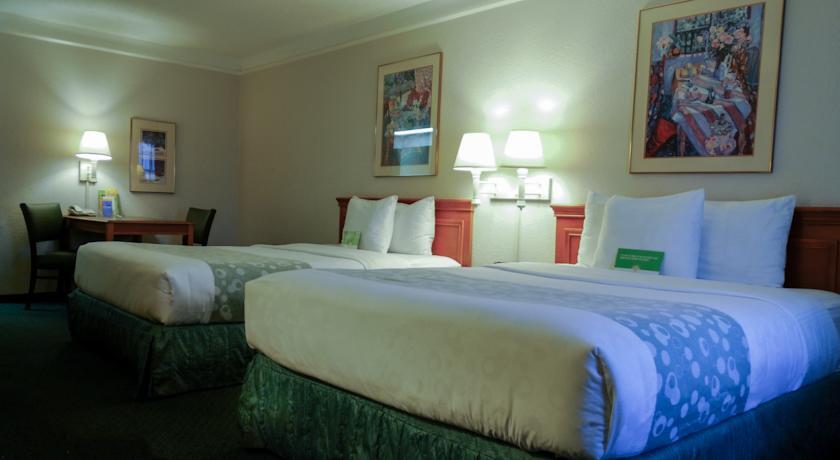 Отель La Quinta Inn Fort Stockton