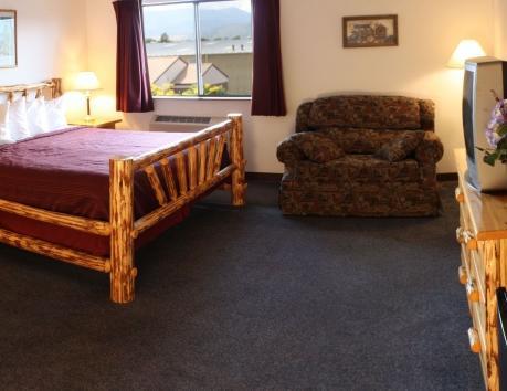 Отель Guesthouse Inn, Suites & Conference Center