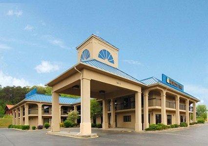 Отель Quality Inn East
