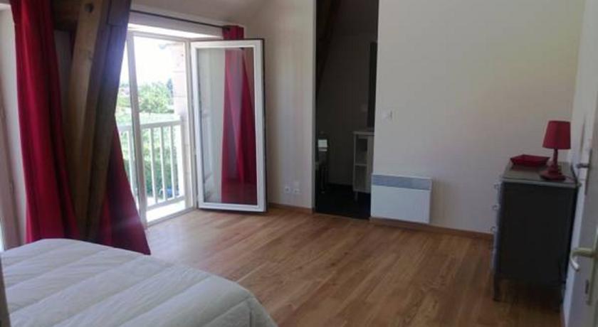 Апартаменты Gite rural la Joudanie