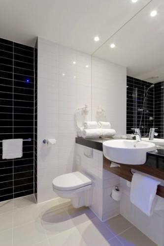 Отель Holiday Inn Express Toulon Sainte-Musse