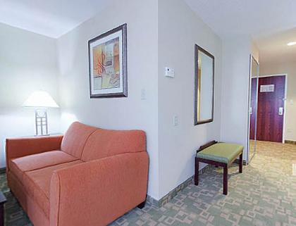 Отель Holiday Inn Express Hotel & Suites Franklin