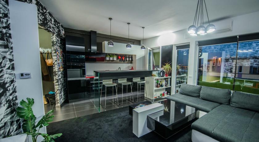 Apartament lux Tomis Plus