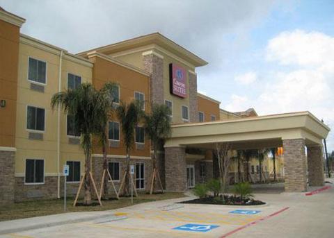Отель Comfort Suites 