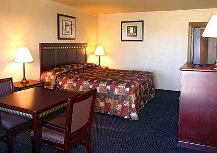 Отель Econo Lodge 