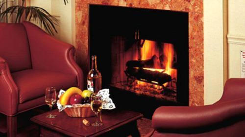 Отель Best Western Plus Victorian Inn