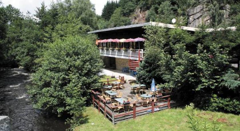 Отель Chalet du Montal