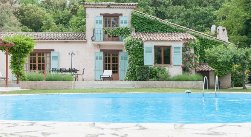 Вилла Villa L'Abreuvette